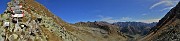 51 Al Passo di Porcile (2284 m) bella vista sul vallone che sale da Foppolo (sent. 201 che poi scenderemo)